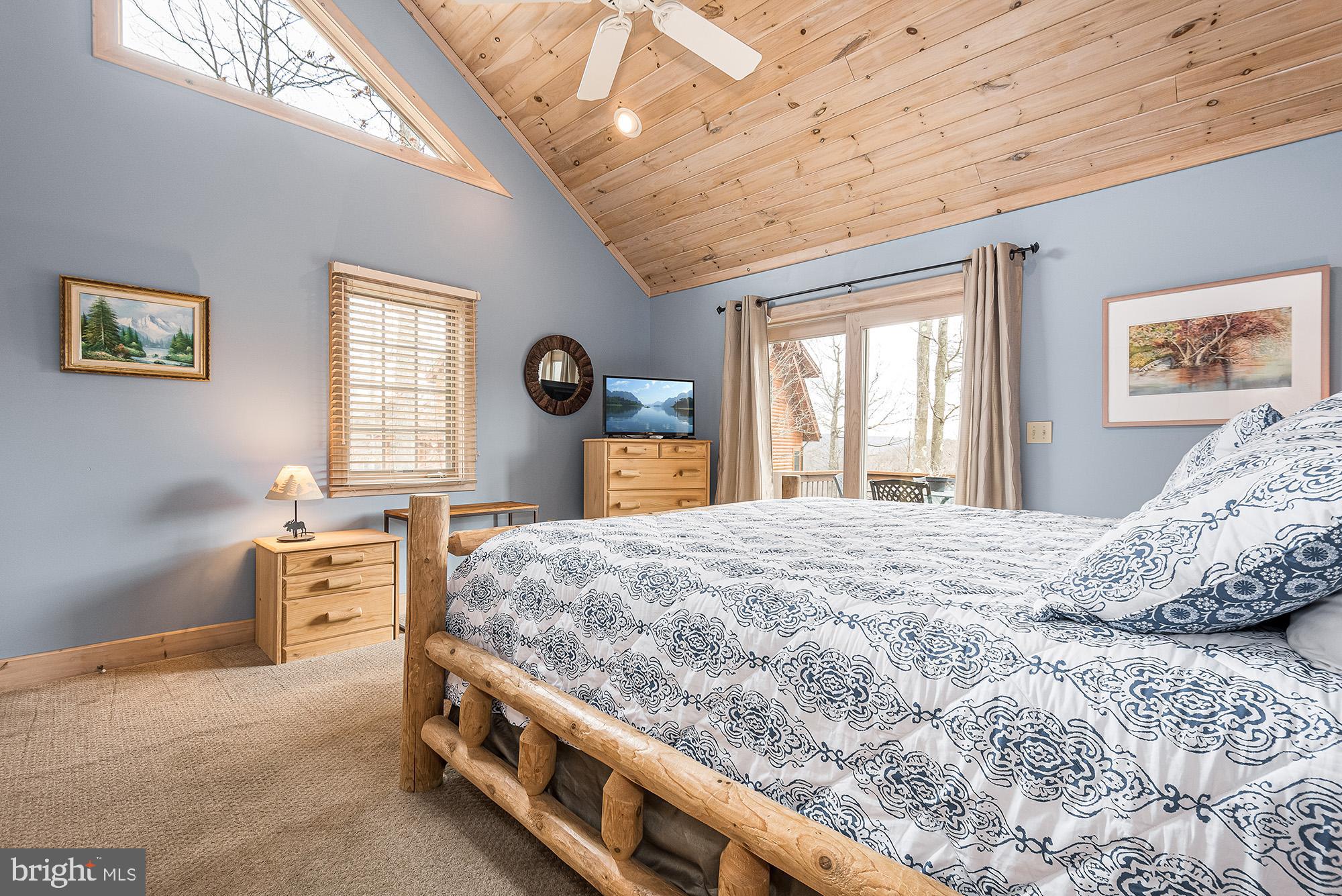 DEEP CREEK HIGHLANDS - Residential