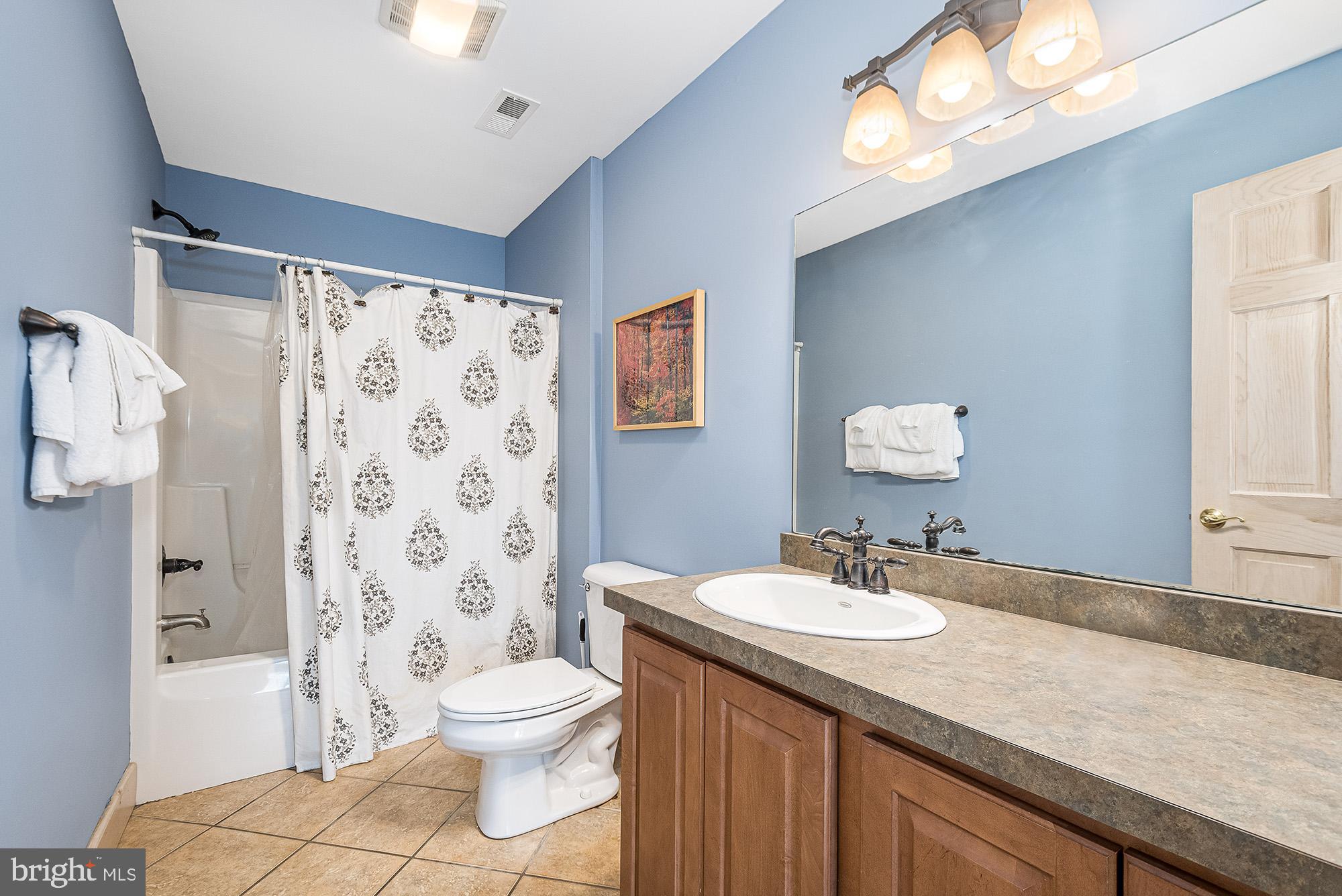 DEEP CREEK HIGHLANDS - Residential