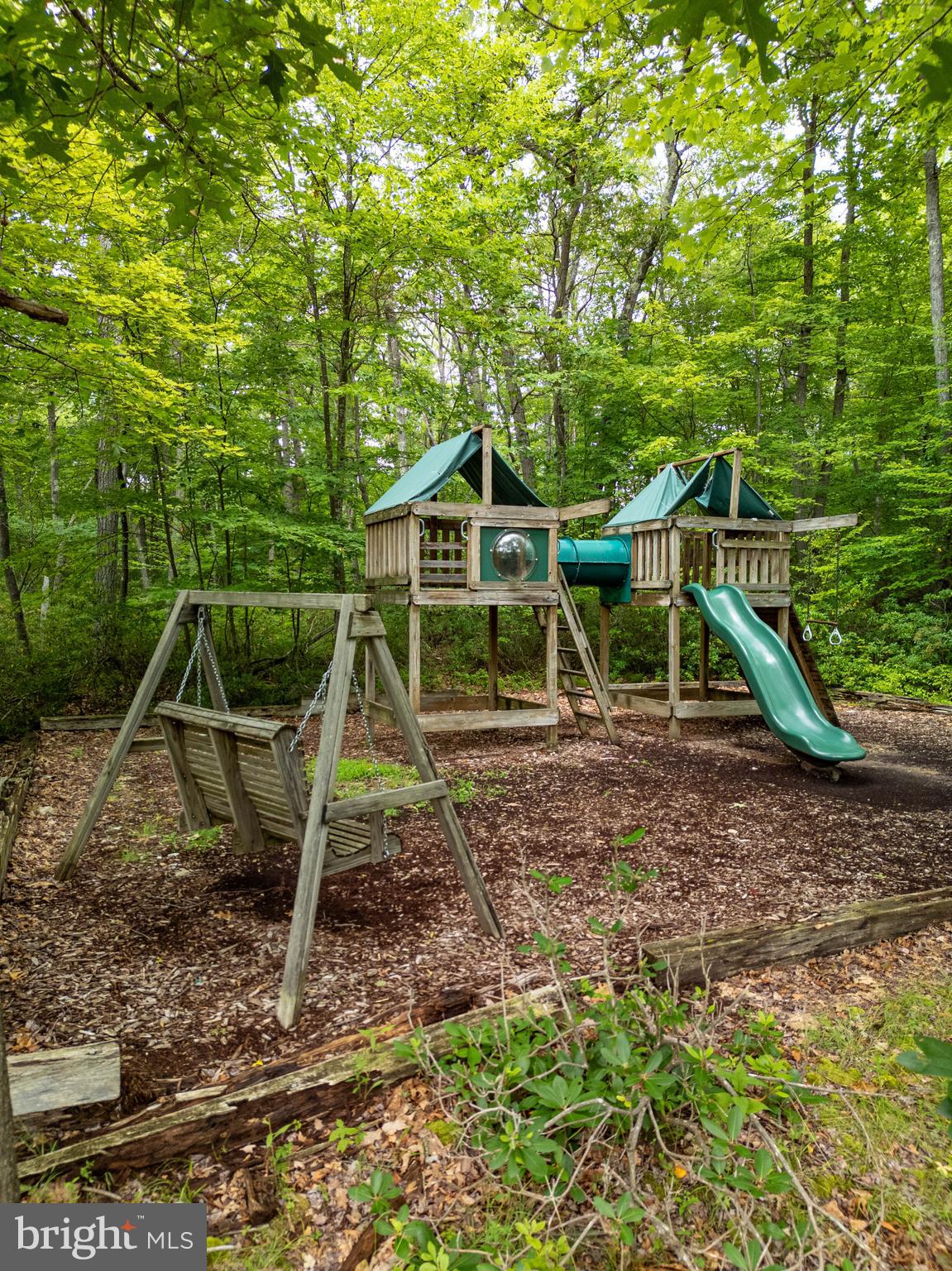 DEEP CREEK HIGHLANDS - Residential