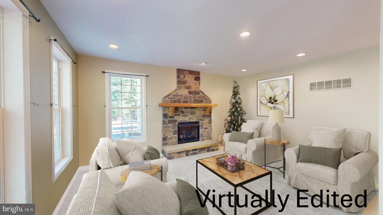 LAKEWOOD - Residential