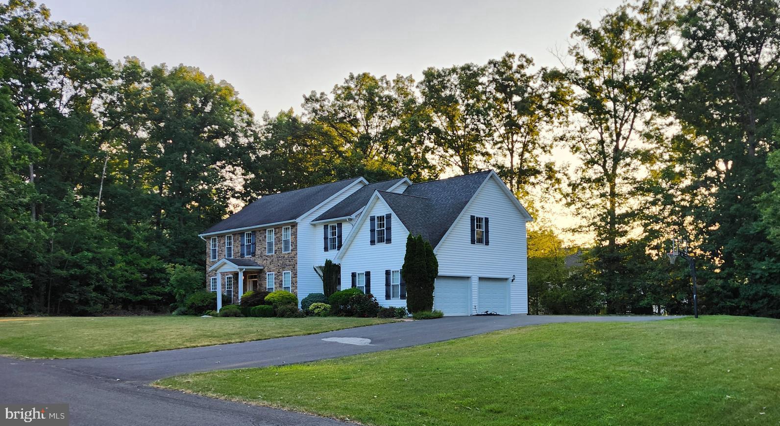 LAKEWOOD - Residential