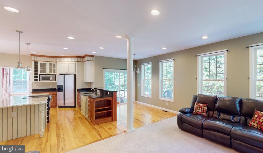 LAKEWOOD - Residential