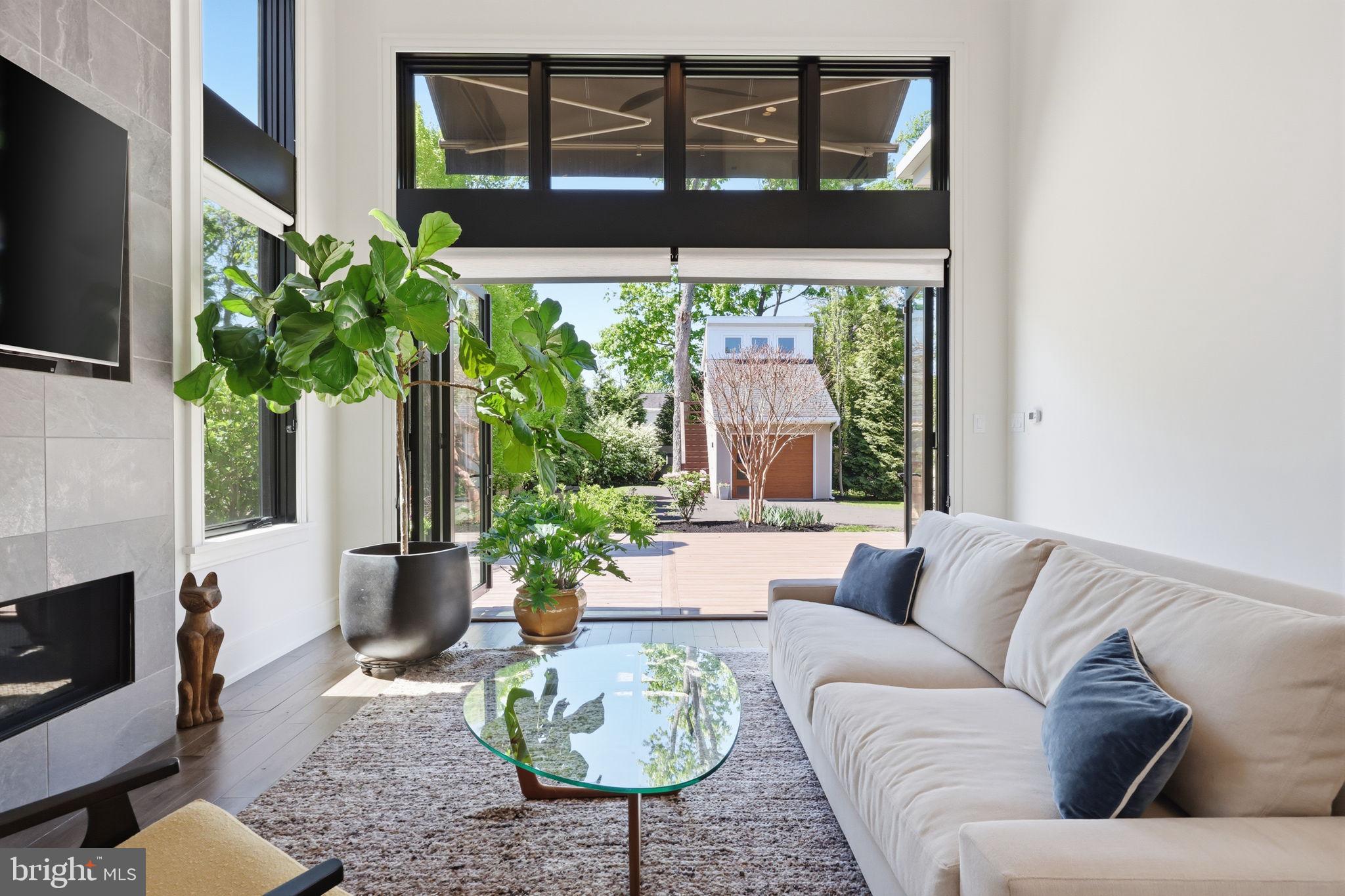 DOYLESTOWN BORO - Residential