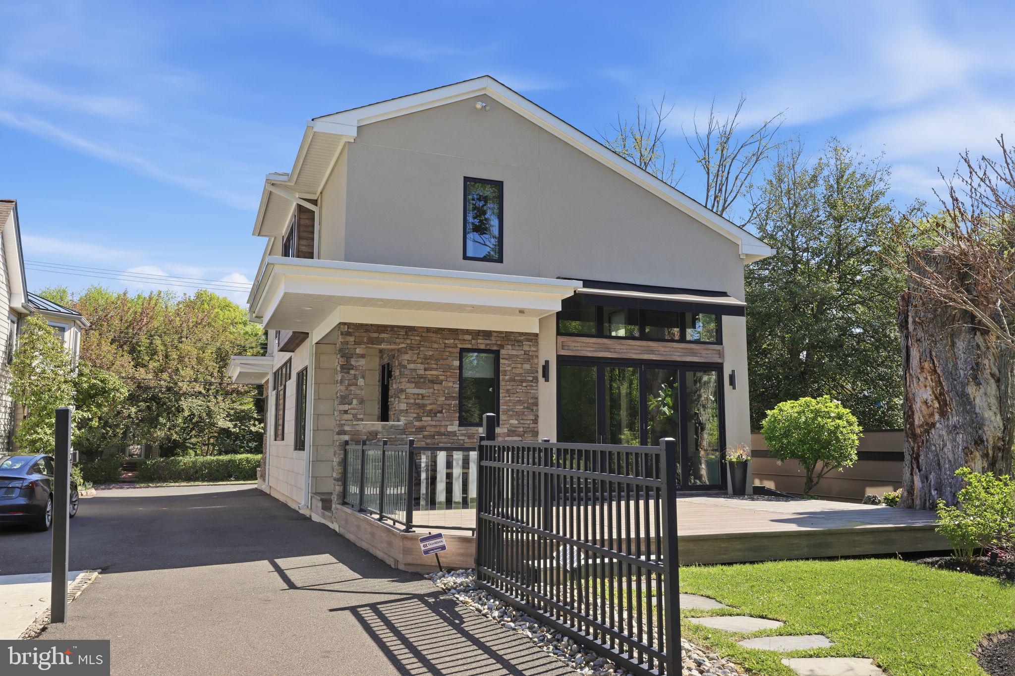 DOYLESTOWN BORO - Residential