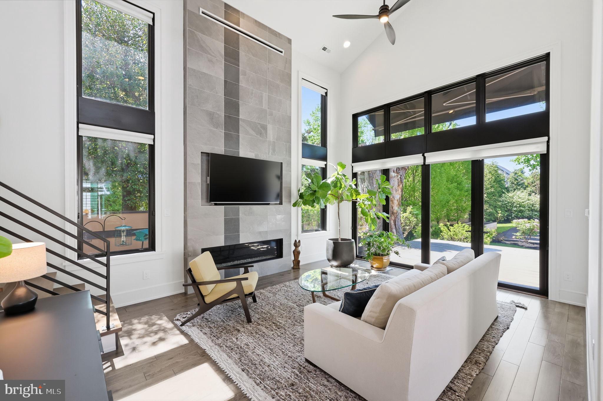 DOYLESTOWN BORO - Residential