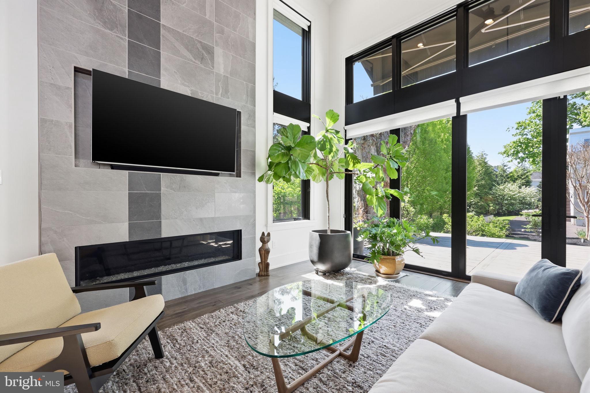 DOYLESTOWN BORO - Residential