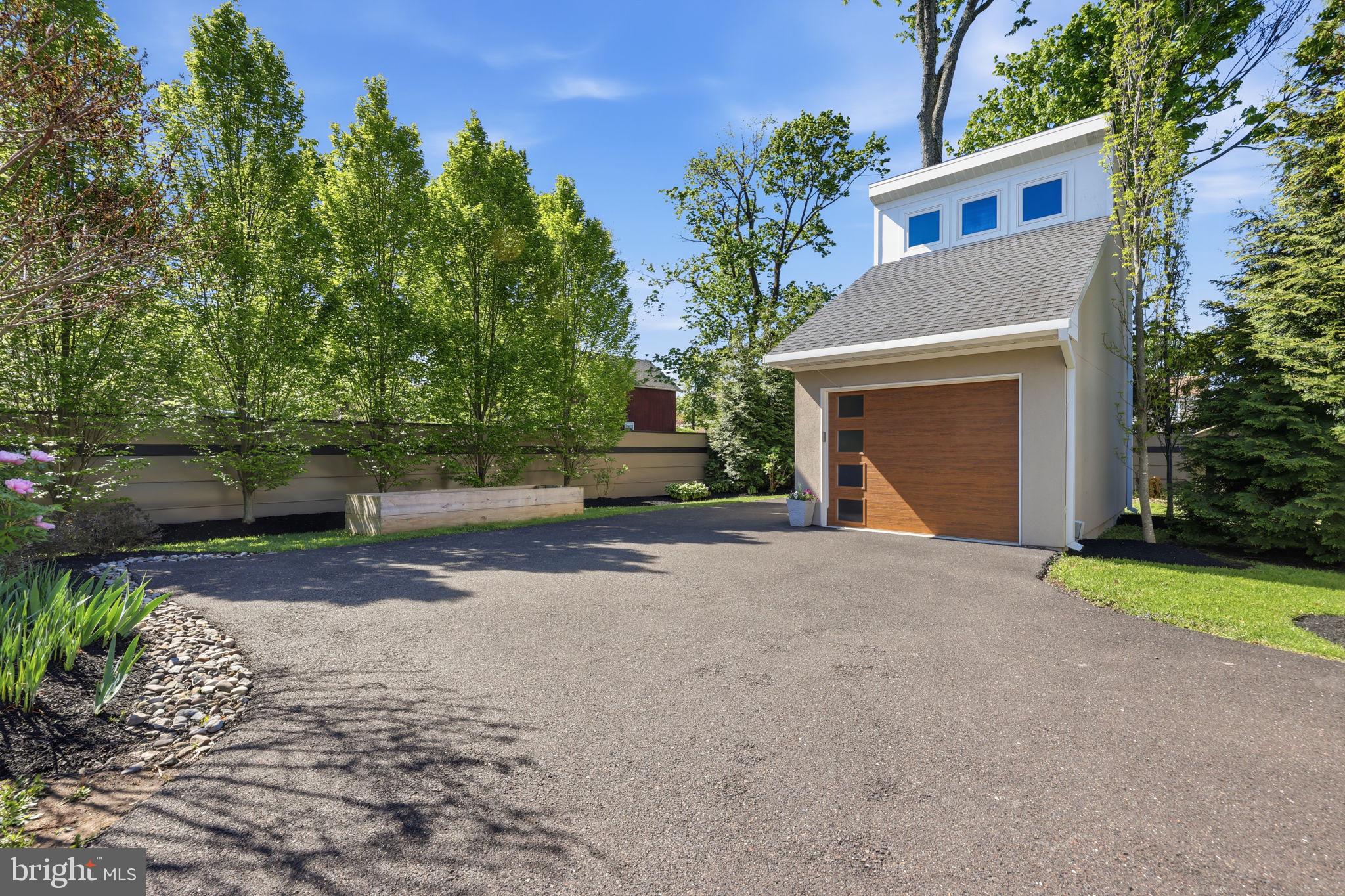 DOYLESTOWN BORO - Residential