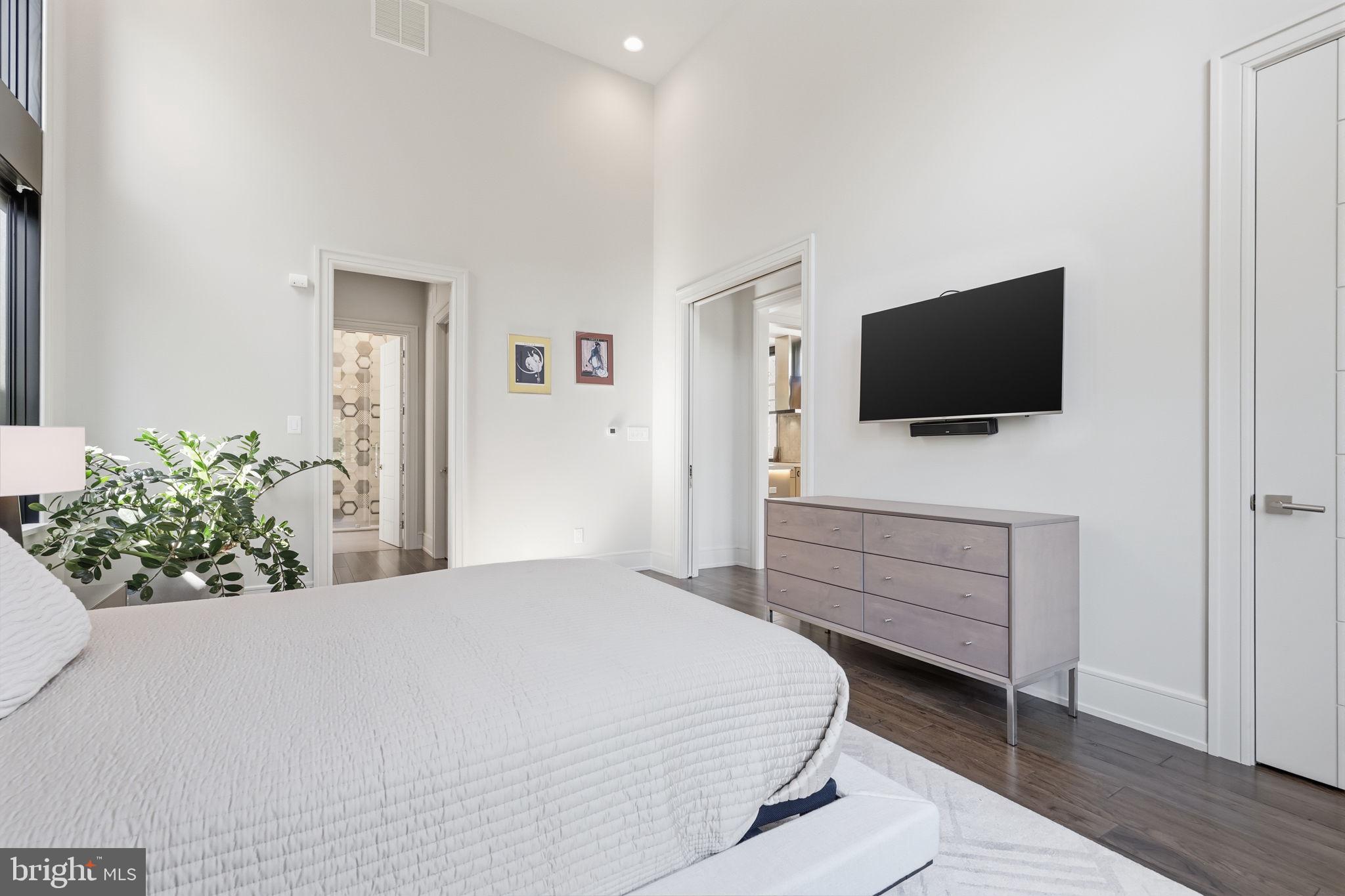 DOYLESTOWN BORO - Residential