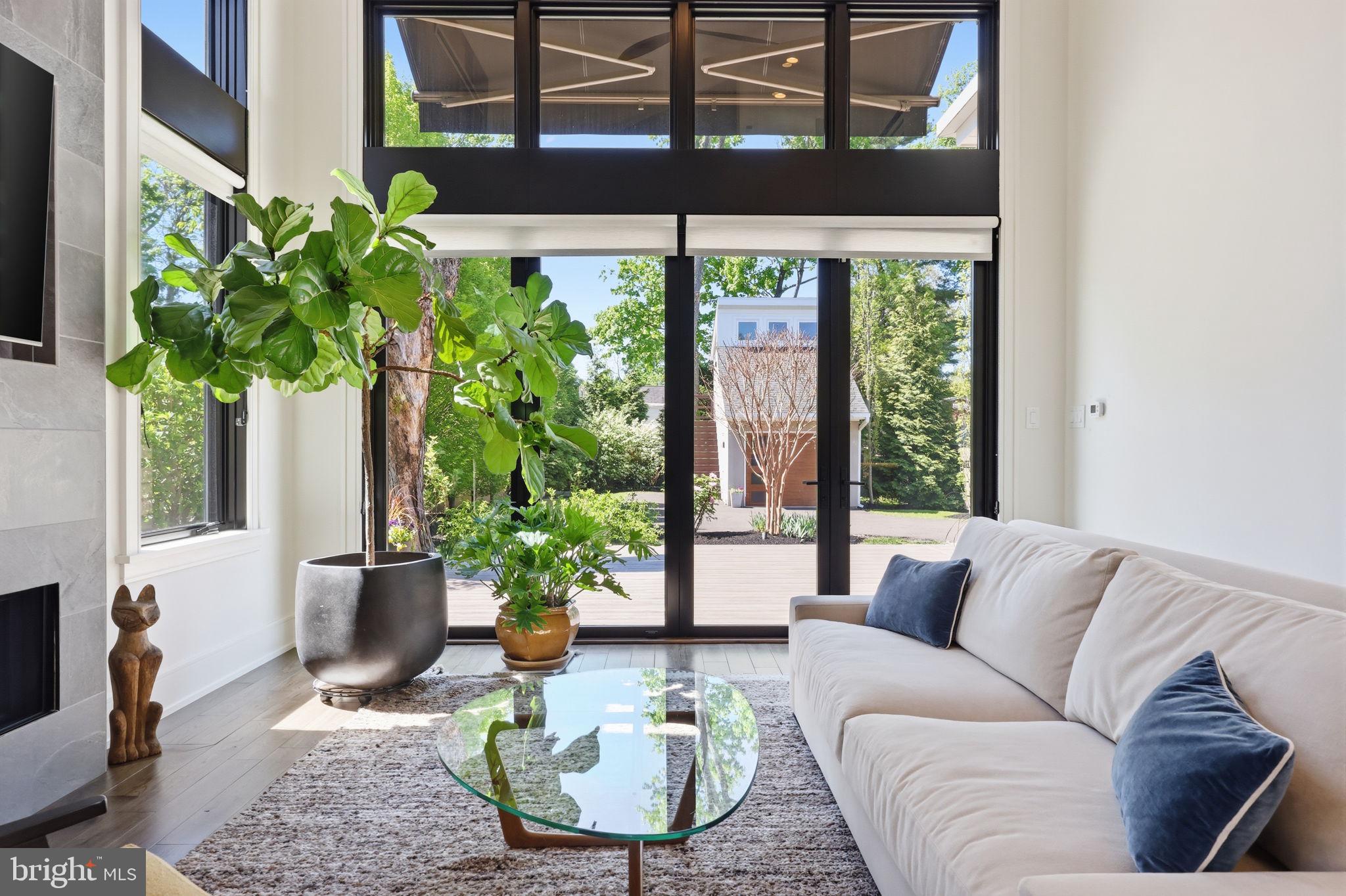 DOYLESTOWN BORO - Residential