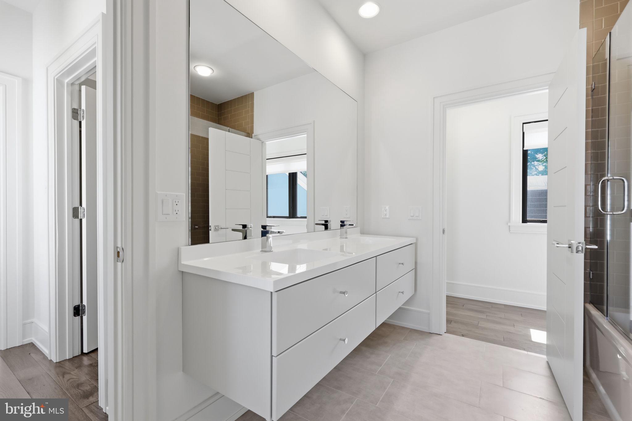 DOYLESTOWN BORO - Residential