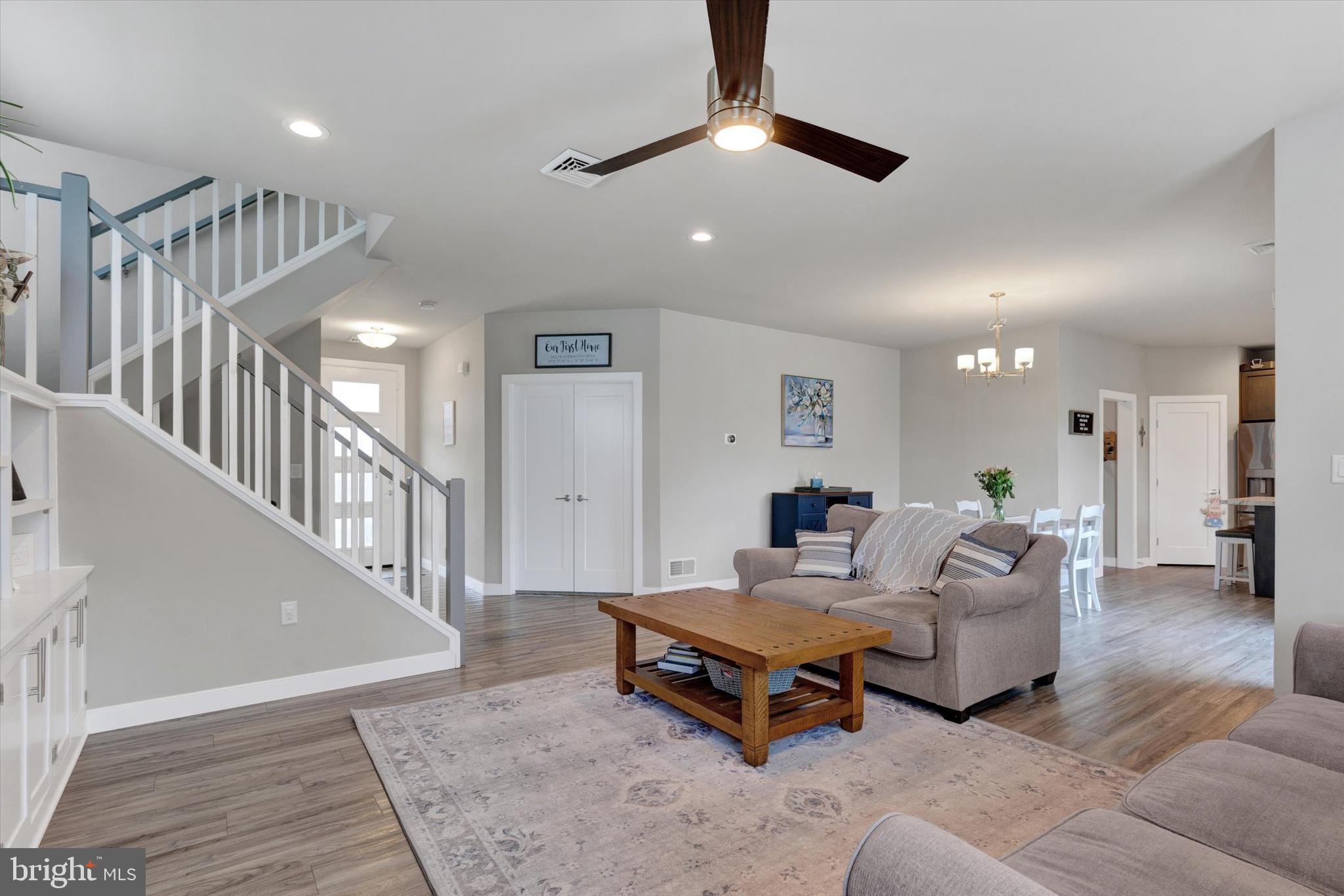 THE GABLES AT ELM TREE - Residential