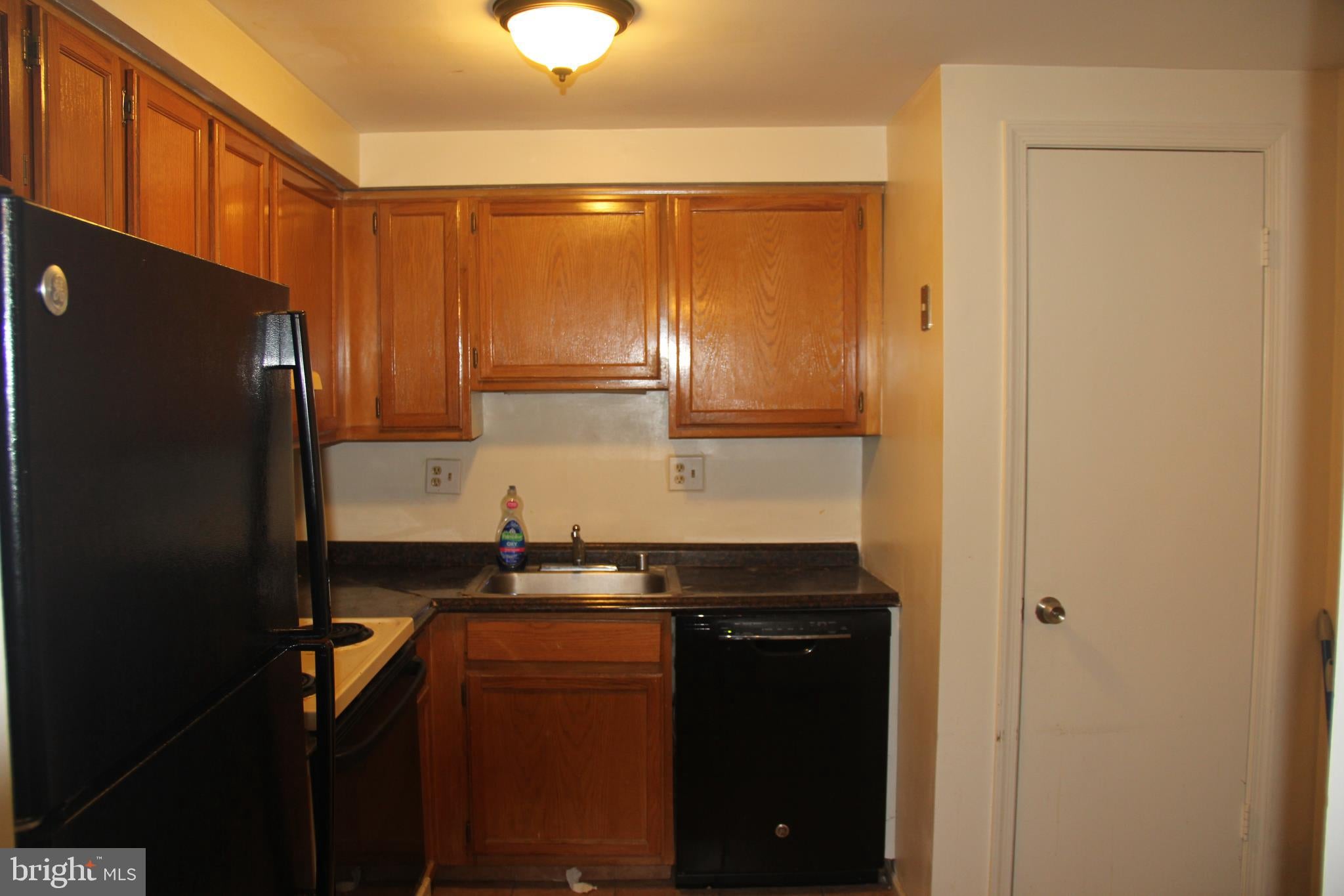 14724 VALIANT TERRACE 14-150