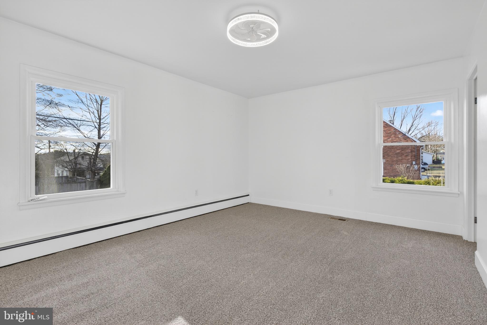 RED LION - Residential