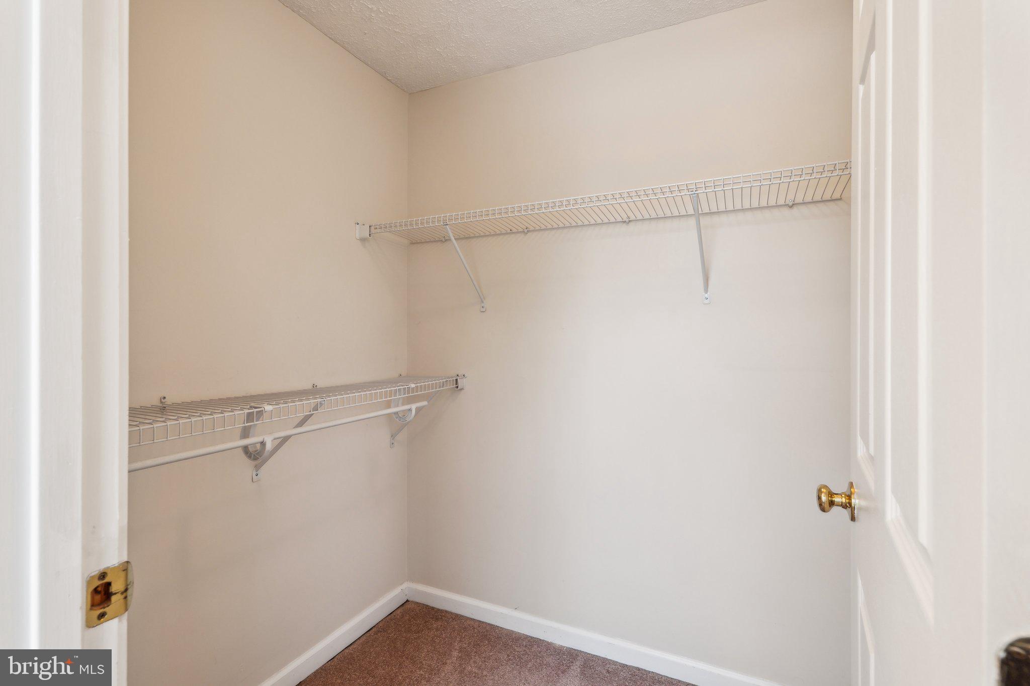 STUART MECHANIC - Residential Lease