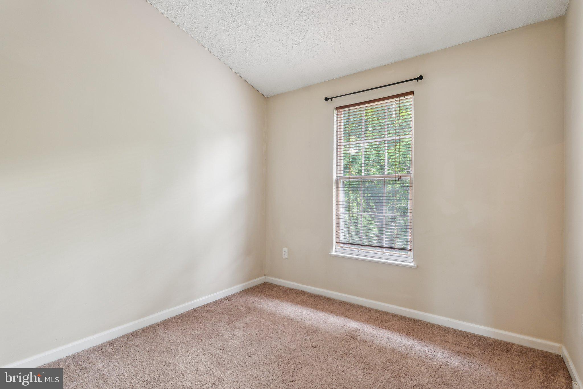 STUART MECHANIC - Residential Lease