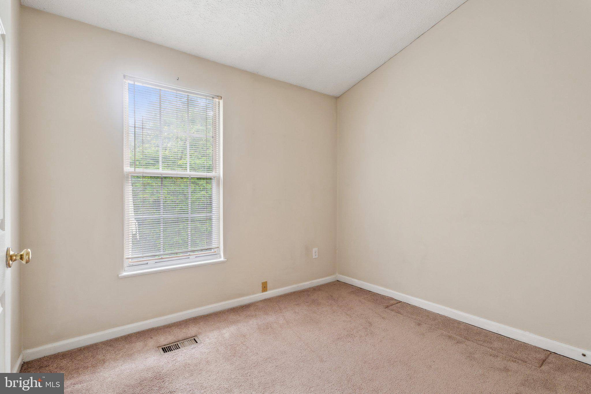 STUART MECHANIC - Residential Lease