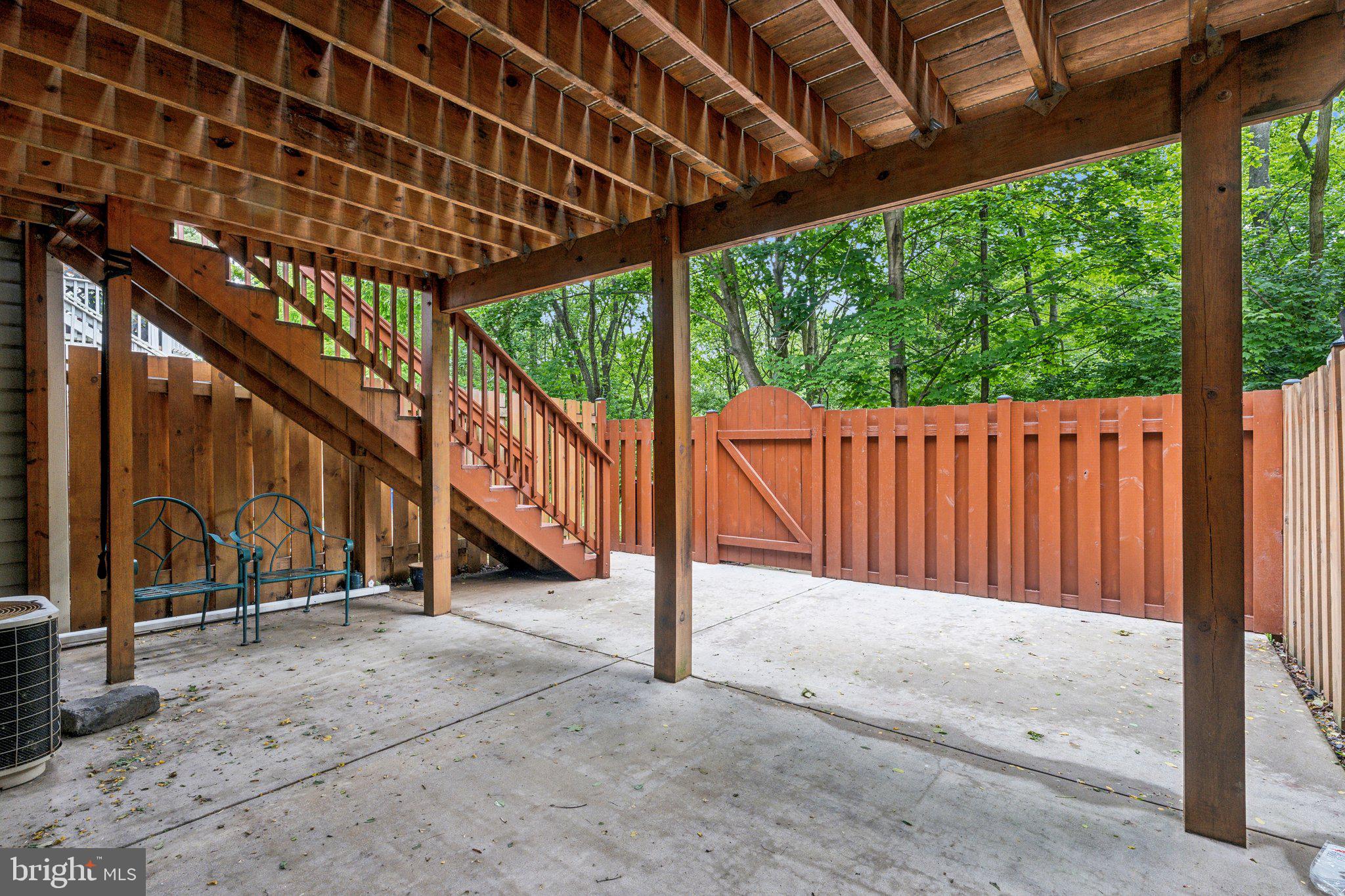 STUART MECHANIC - Residential Lease