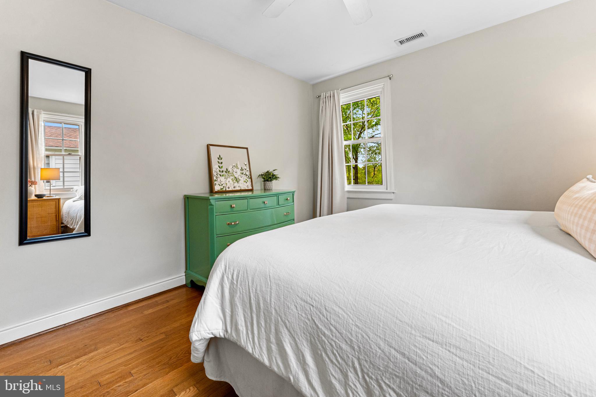 ROXBURY - Residential