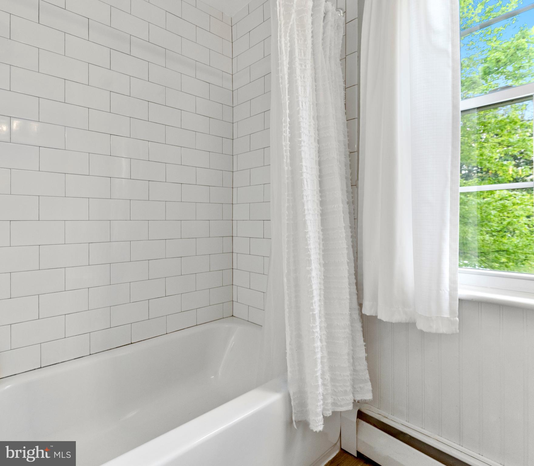 ROXBURY - Residential