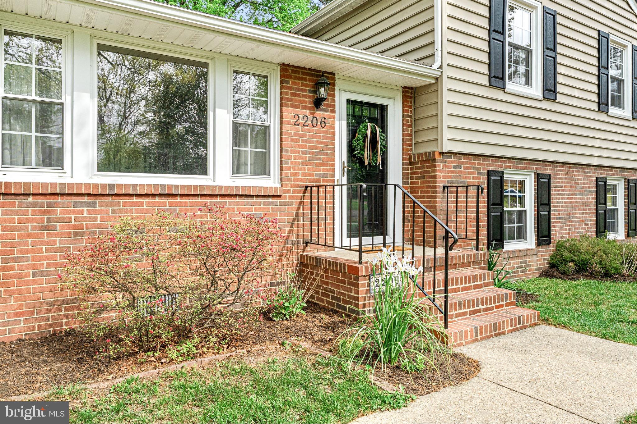 ROXBURY - Residential