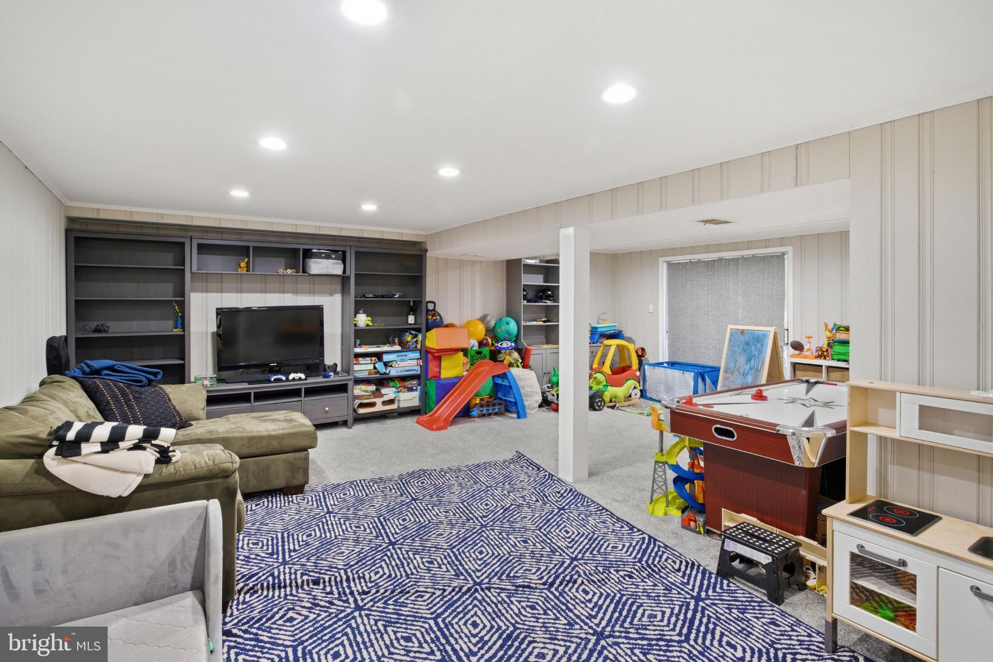 KINGS PARK - Residential