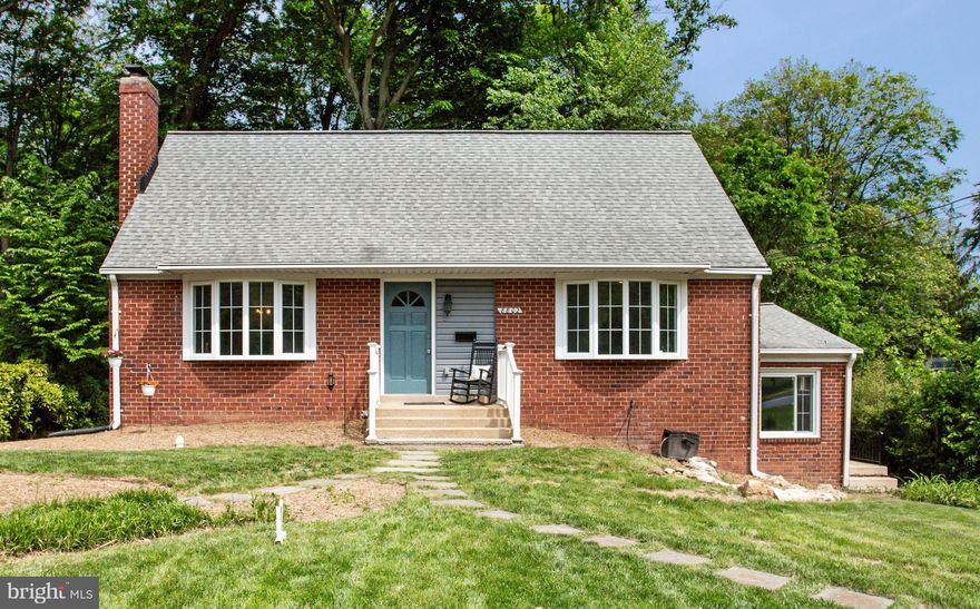 Fabulous Six Bedroom Home in Kings Park Neighborhood. This Home is Move-in Ready! Spacious Main Level Living Room, Oversized Bay Window to Let in Plenty of Light, Wood Burning Fireplace. Newly Refinished Hardwood Floors, Freshly Painted Throughout.  Fully Remodeled Eat-in Kitchen with Gas Cooking, Recessed Lighting, Loads of Cabinet and Counter Space, and Pantry. This House is Perfect for Entertaining. Dining Room/Kitchen with Sliders Leading to Screen Porch and Patio - Perfect for Al Fresco Dining. Featuring Gleaming Hardwoods Throughout. Separate Entrance Leading to Home Schooling/Caregiver/In Law/Au Pair/College Student/Private Office Suite that is Accessible from the Main House. Suite has Full Bath and Walk-in Closet. Door to Main House can be Closed Off for Total Privacy. Lower Level Family Room with Separate Exercise Room/Office/Den. Workshop (with Access to the Backyard) and Laundry on Lower Level. From Family Room - Walkout Slider to Back Yard. Huge Lot with Plenty of Space to build a Swing Set and Tree House. Fully Fenced-in Lot. New Gutters, Retaining Wall. Recessed Lighting Throughout. Can't Beat the Location - Close to Both Entrances to Kings Park Park with Basketball Hoops, Baseball/Softball Field, Tennis Courts, Playground, and Creek. Close to Rolling Road VRE, Metrobus Stop with Service Direct to Pentagon, Shopping, Public Library, and Neighborhood Pool. Close to I-495, Braddock Road, FFX Parkway - A Commuters Dream! This House is Wonderful, Perfectly Maintained, and Ready to Move In.