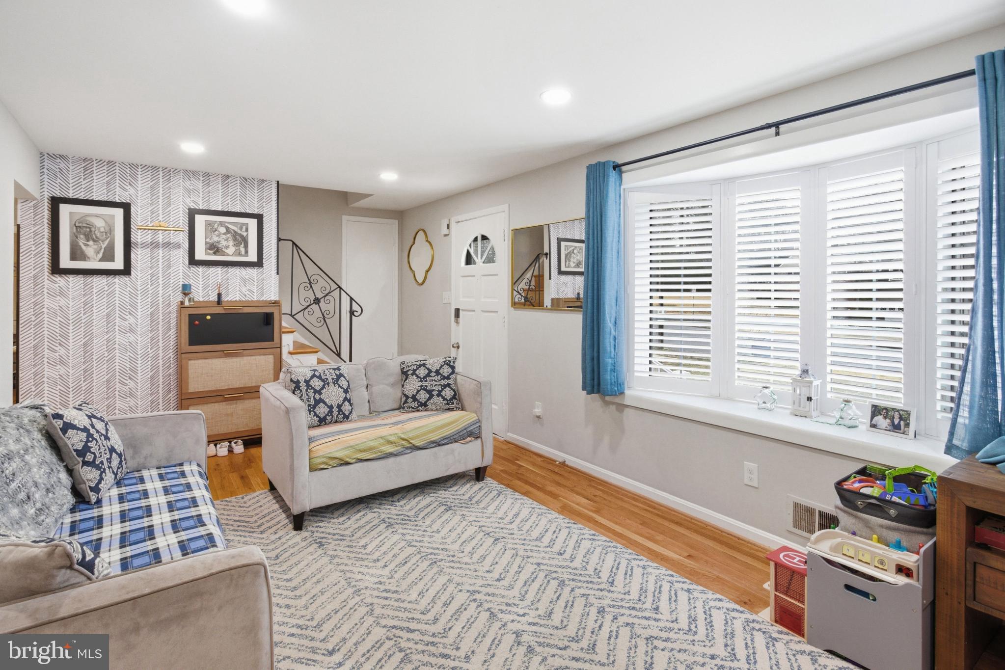 8802 PARLIAMENT DRIVE