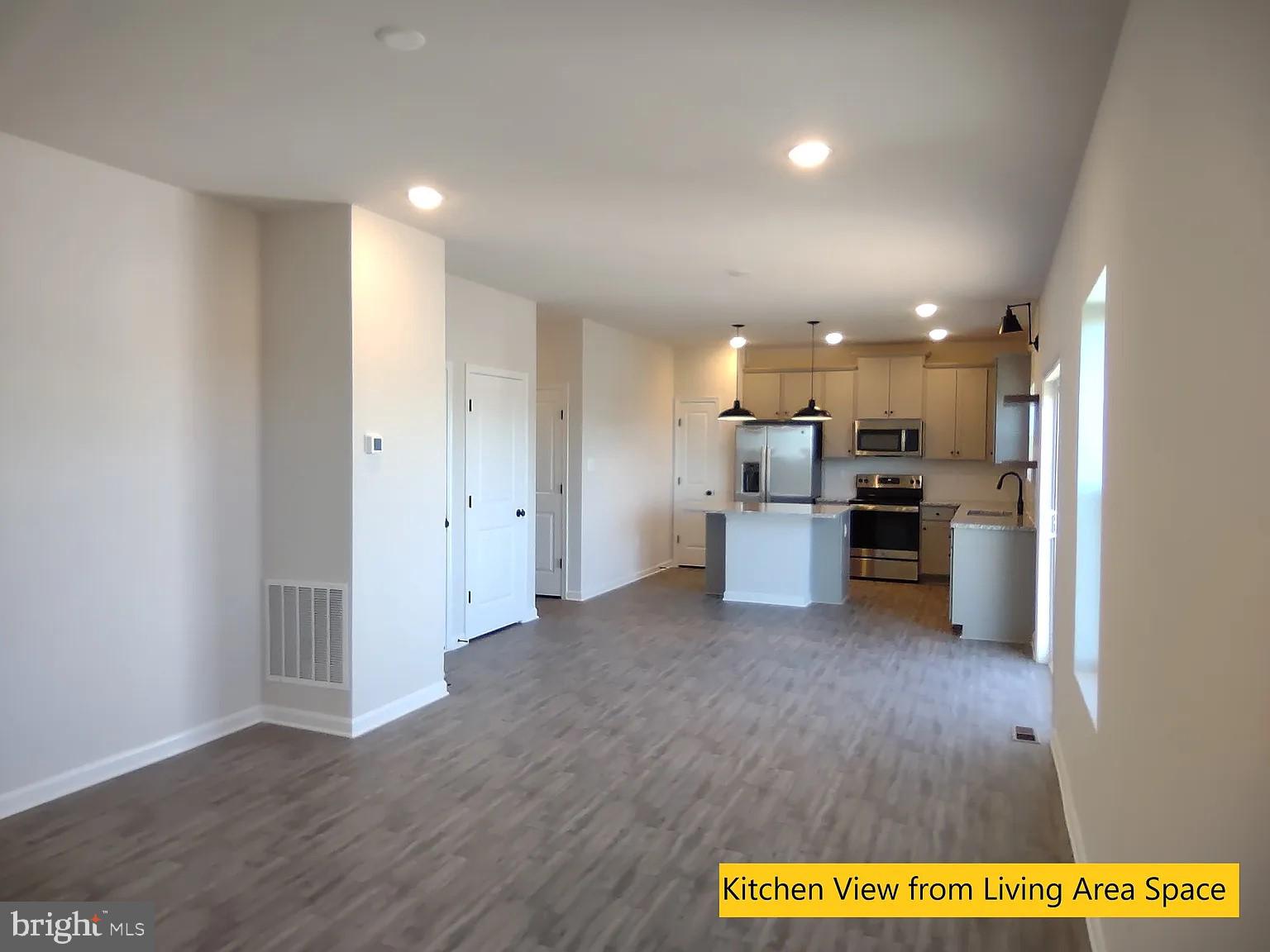 DILLON FARM - Residential Lease