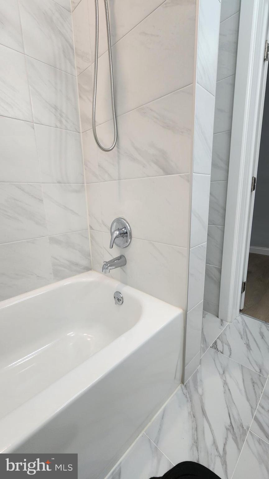 HARROWGATE - Residential