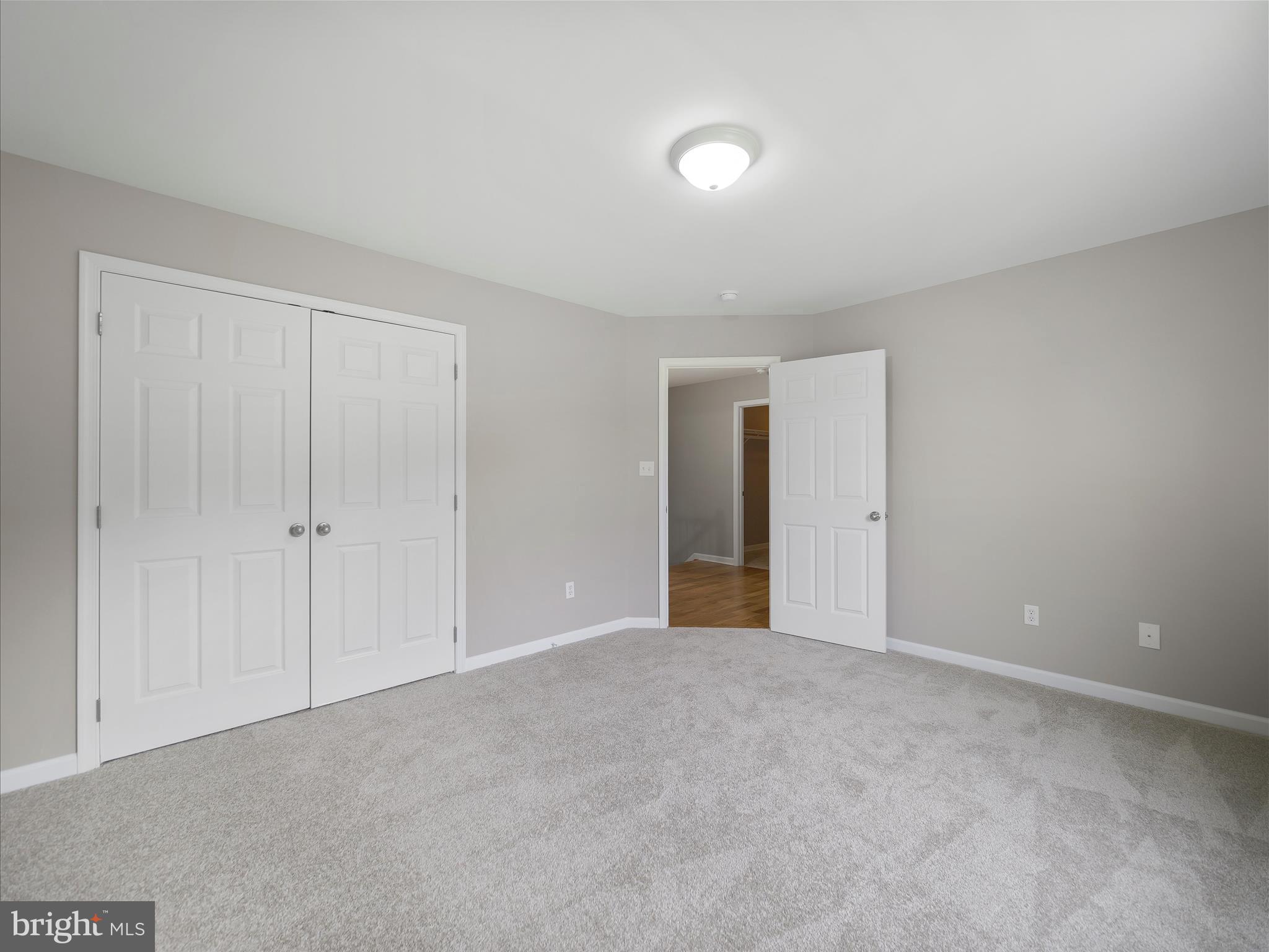 DOWNSVILLE - Residential