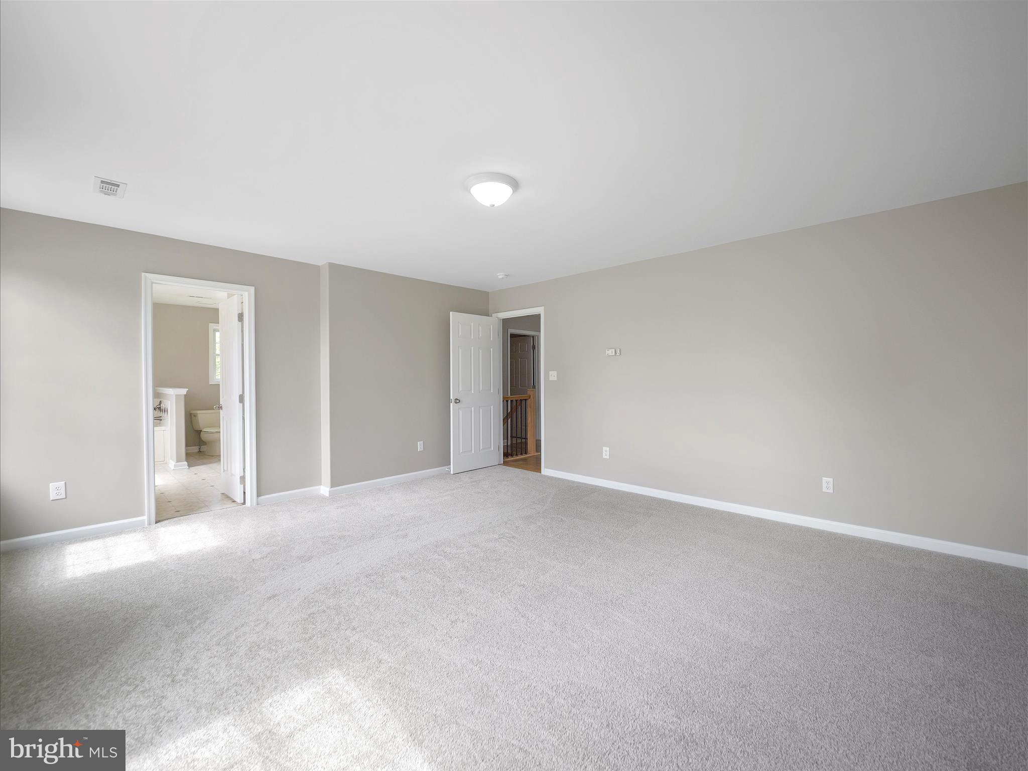 DOWNSVILLE - Residential