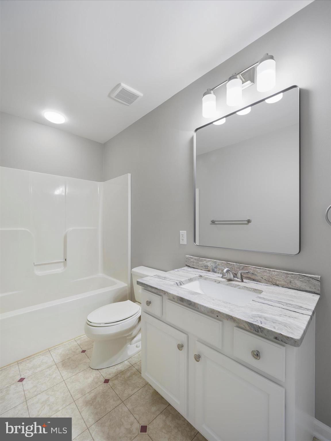 DOWNSVILLE - Residential