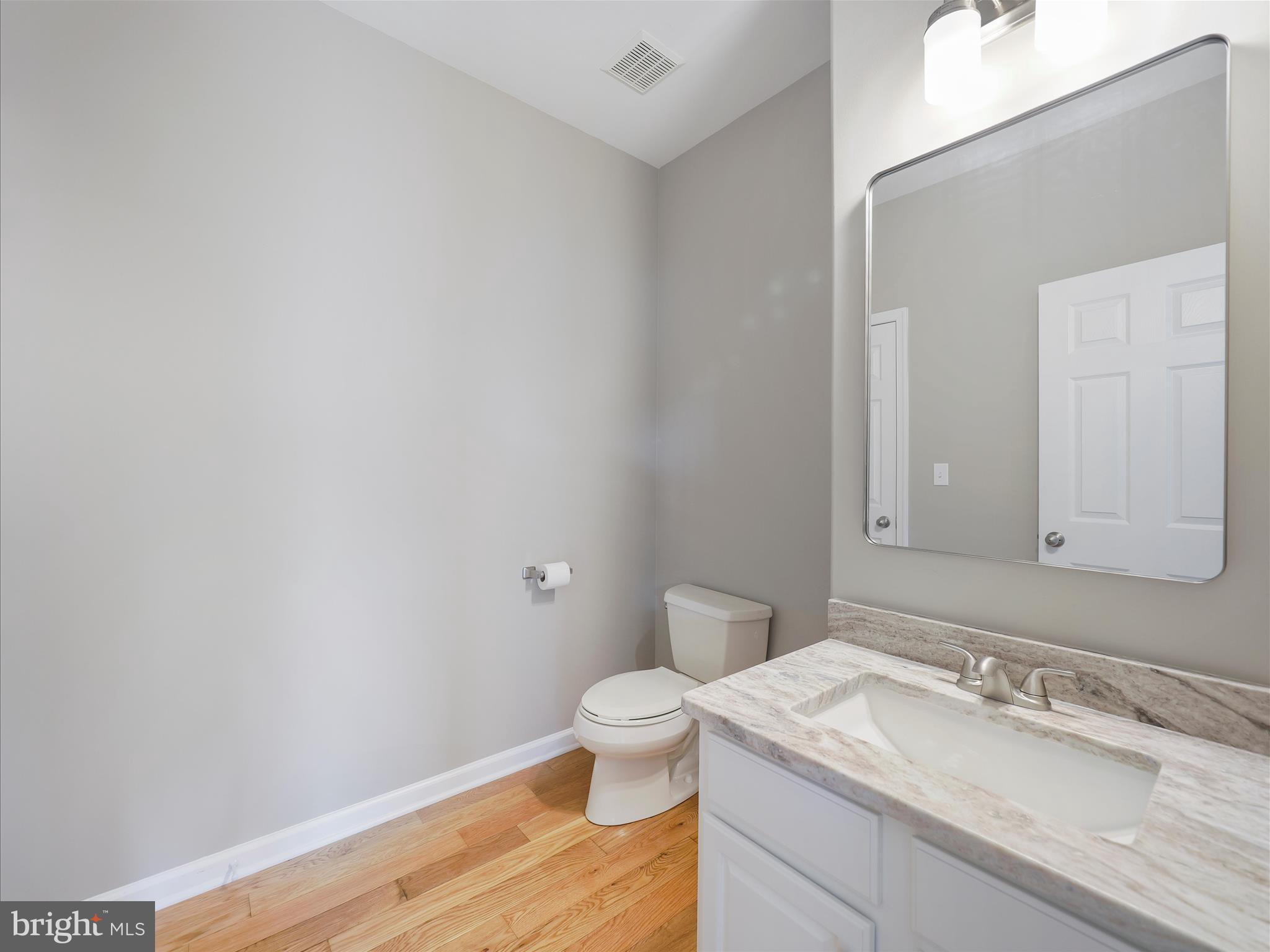 DOWNSVILLE - Residential