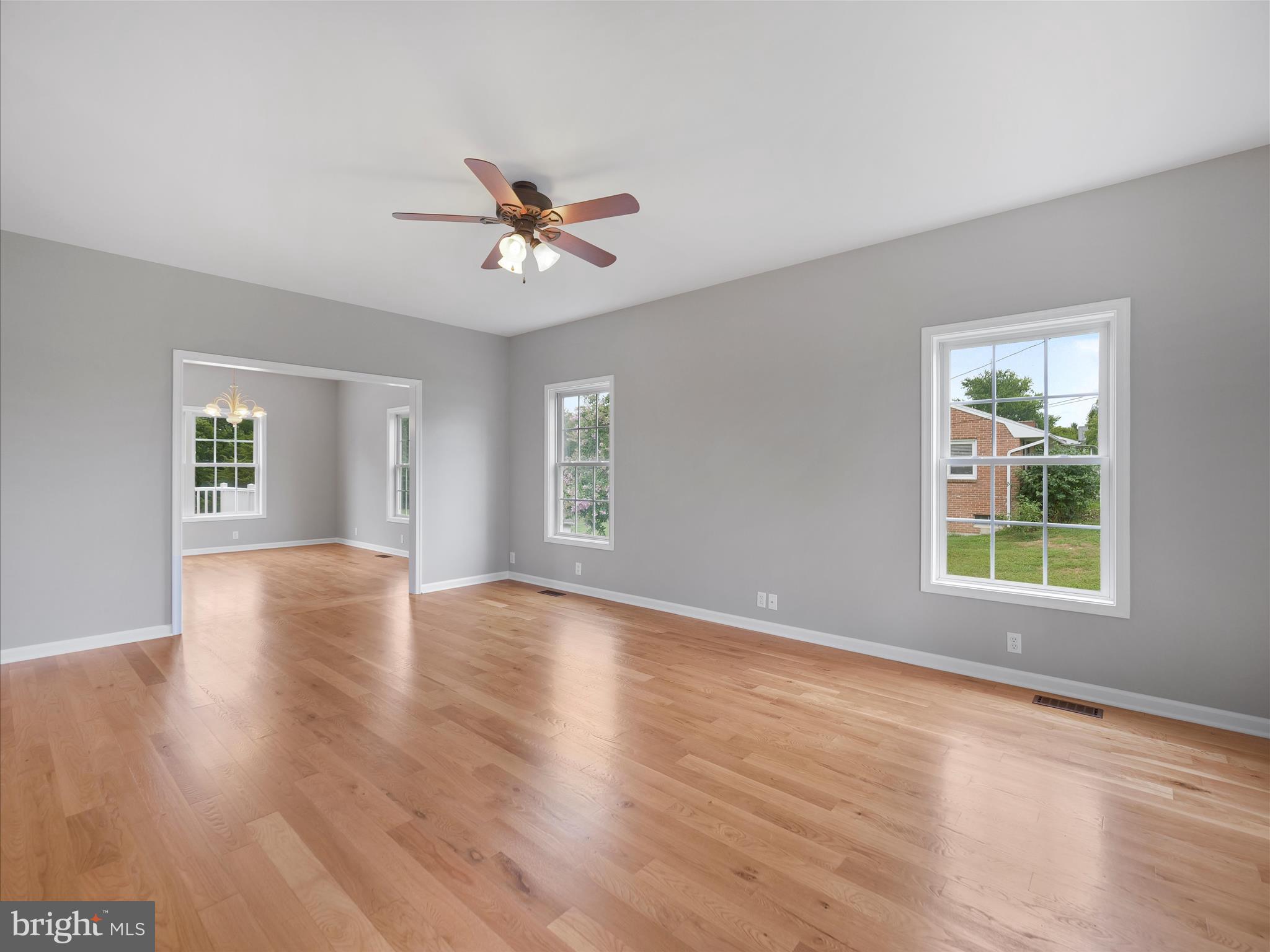 DOWNSVILLE - Residential