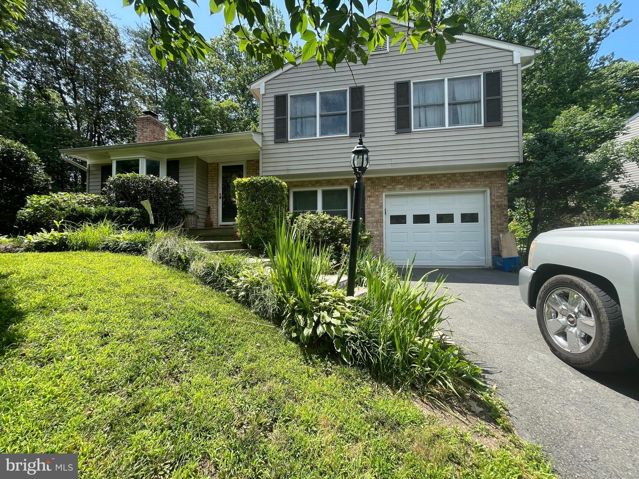 LAKE RIDGE - Residential Lease