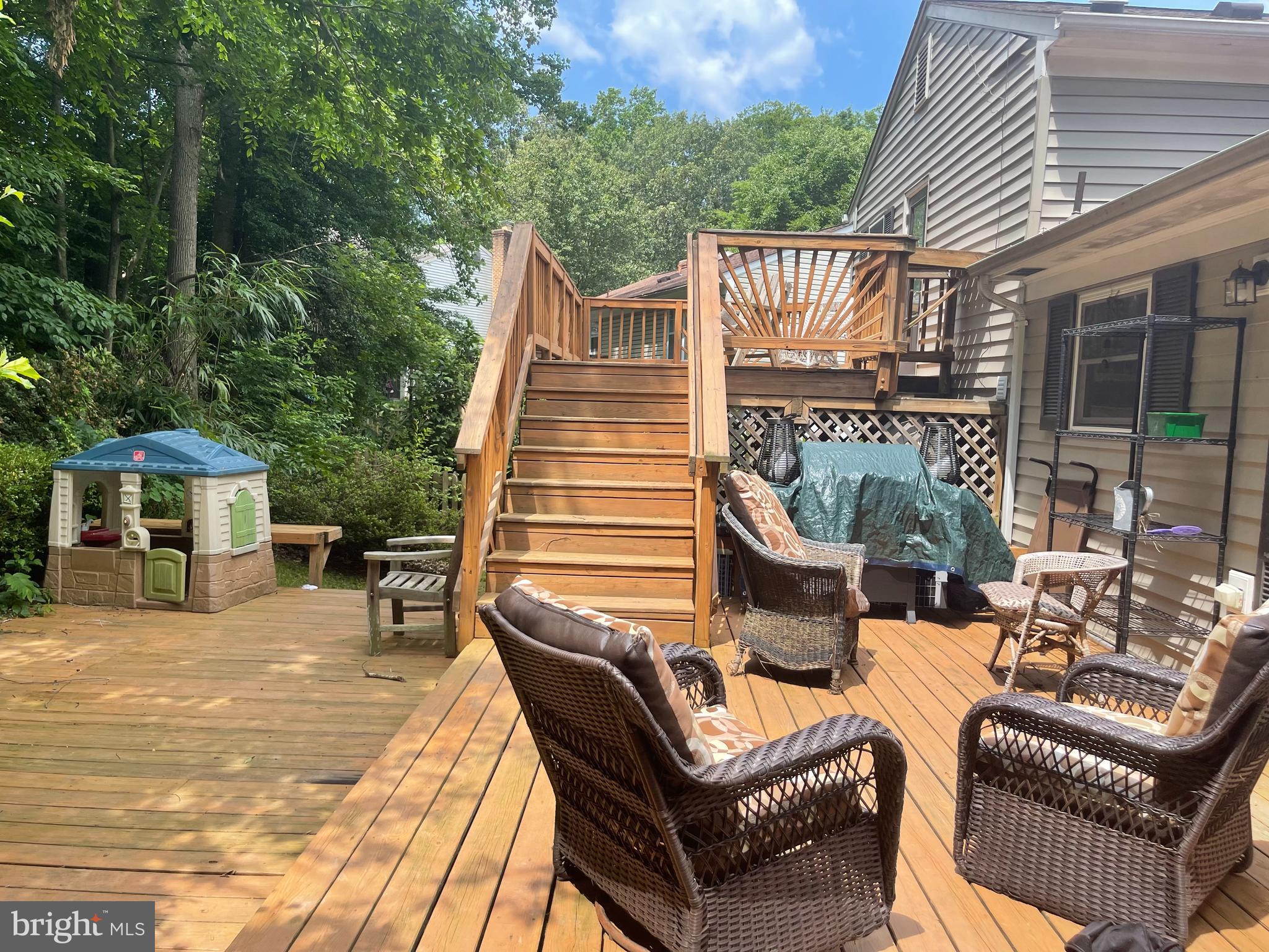 LAKE RIDGE - Residential Lease