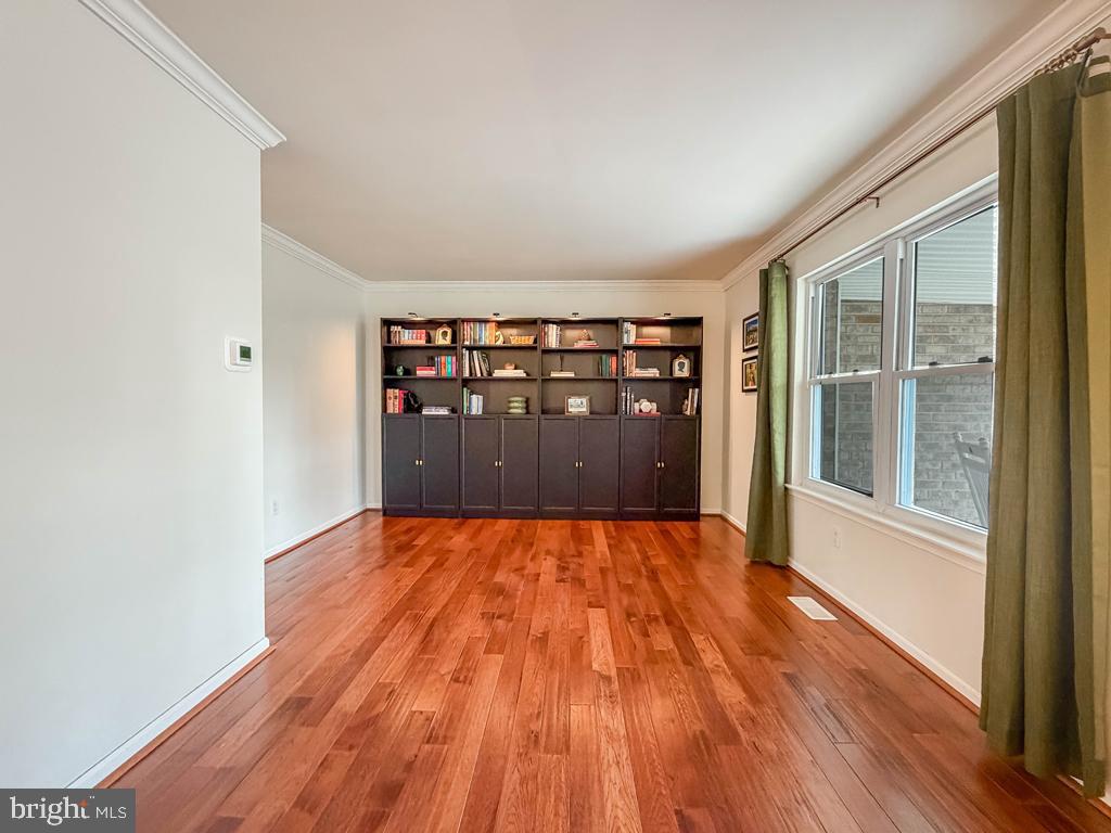 WOODLYN CROSSING - Residential