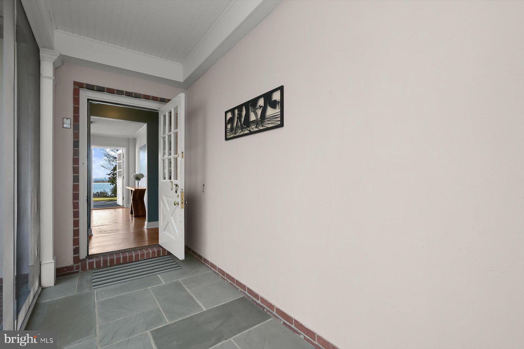 GIBSON ISLAND - Residential