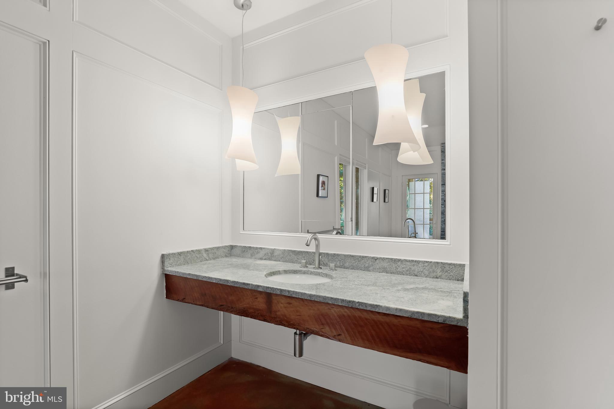 GIBSON ISLAND - Residential