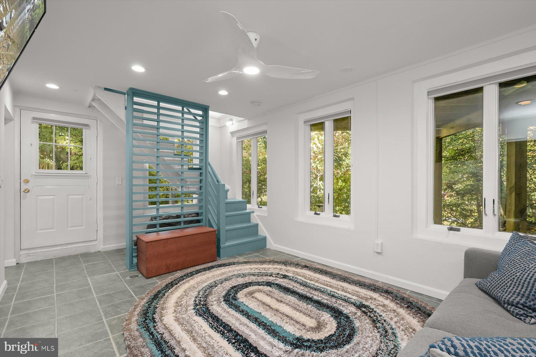 GIBSON ISLAND - Residential