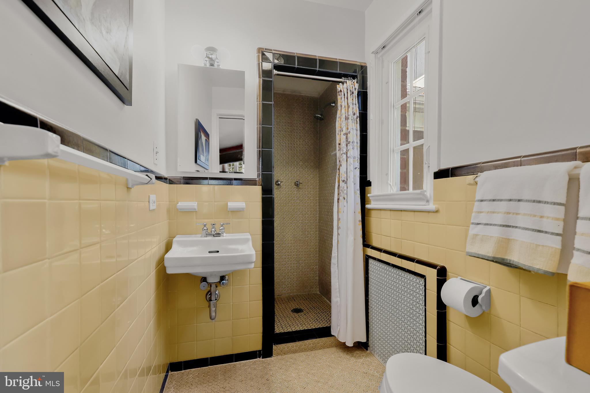 GIBSON ISLAND - Residential