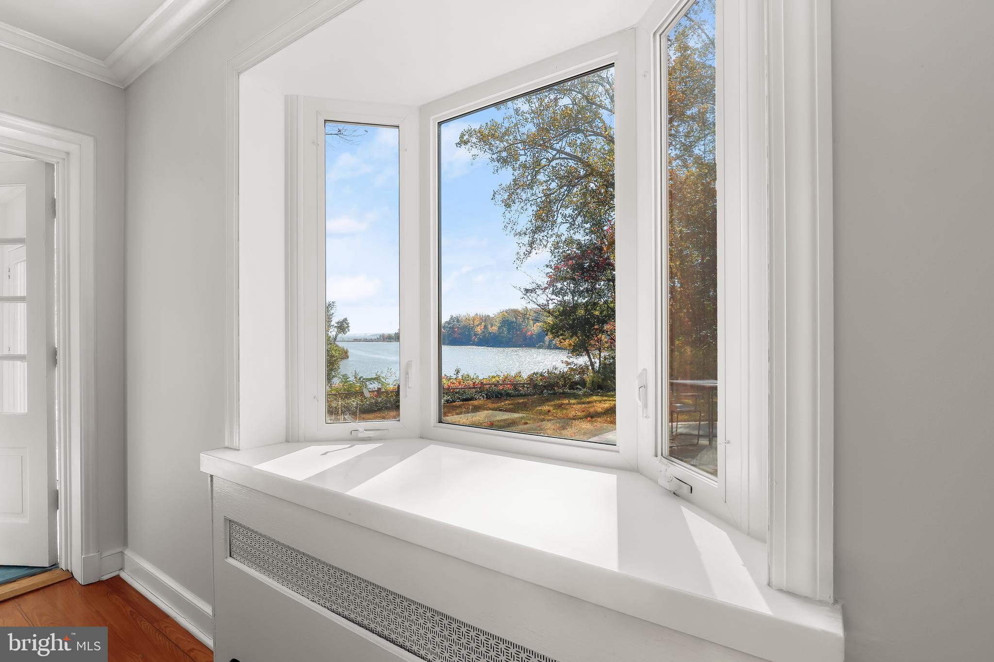 GIBSON ISLAND - Residential