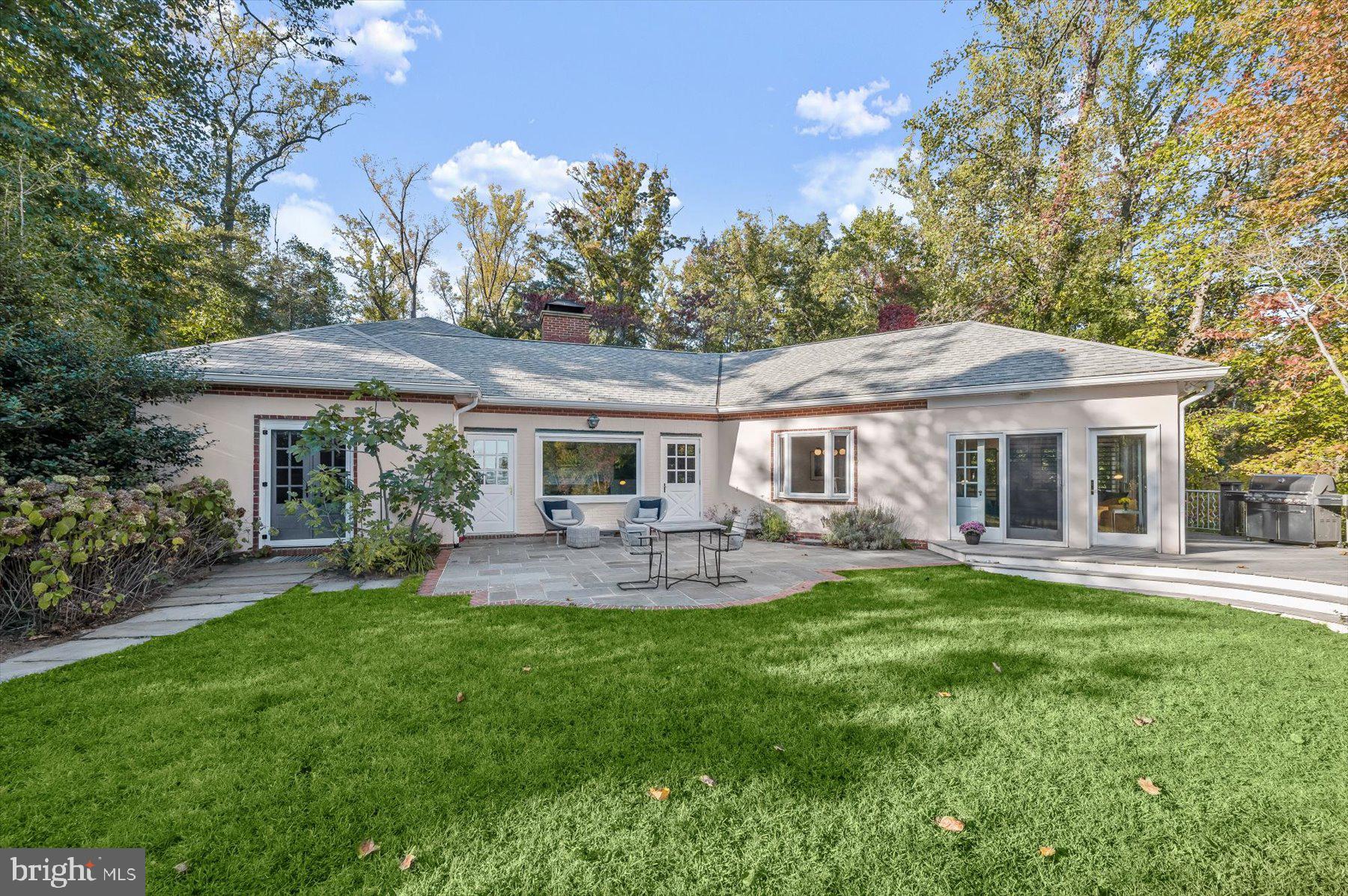 GIBSON ISLAND - Residential