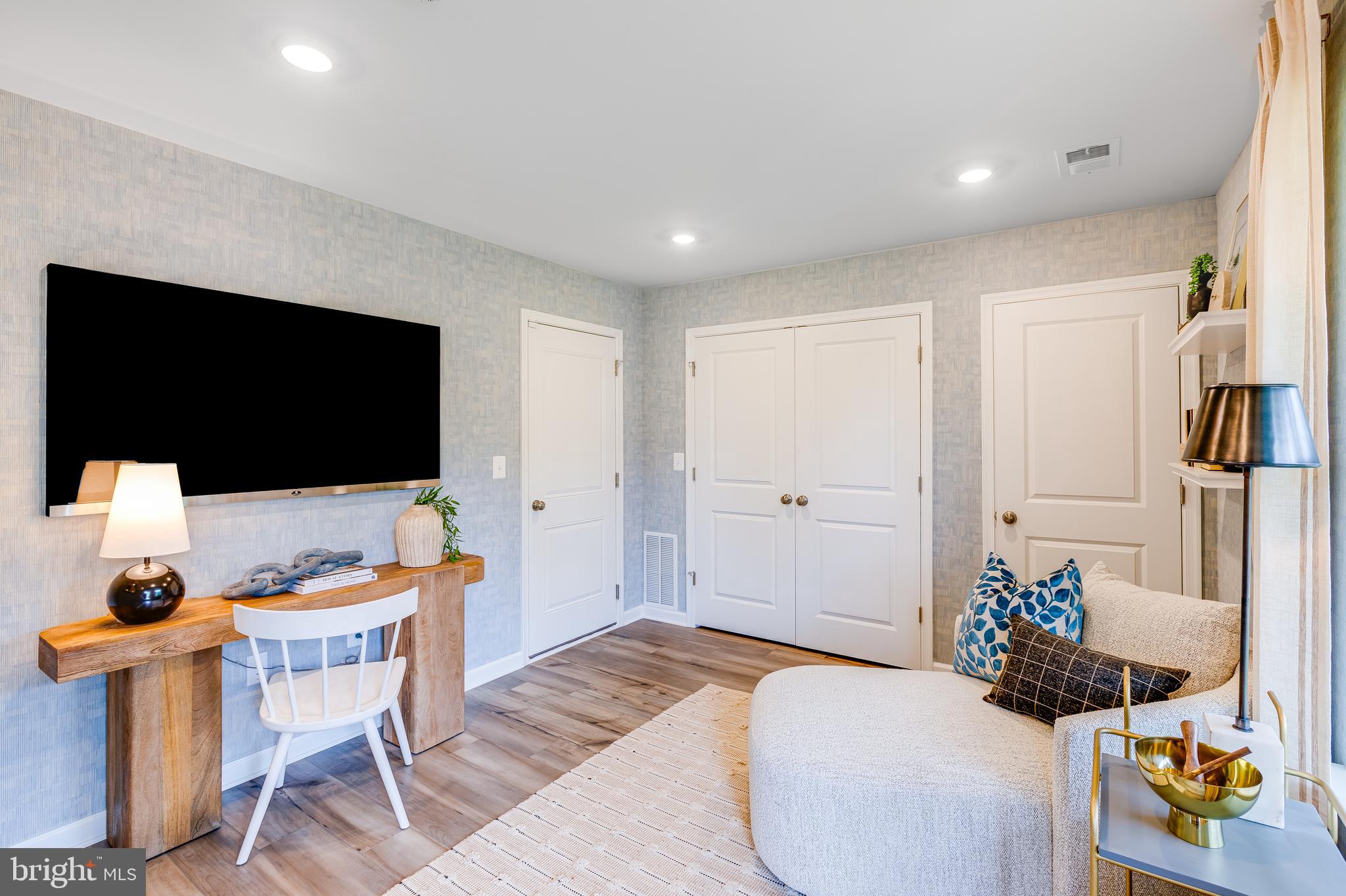 WILLOW GLEN - Residential Lease