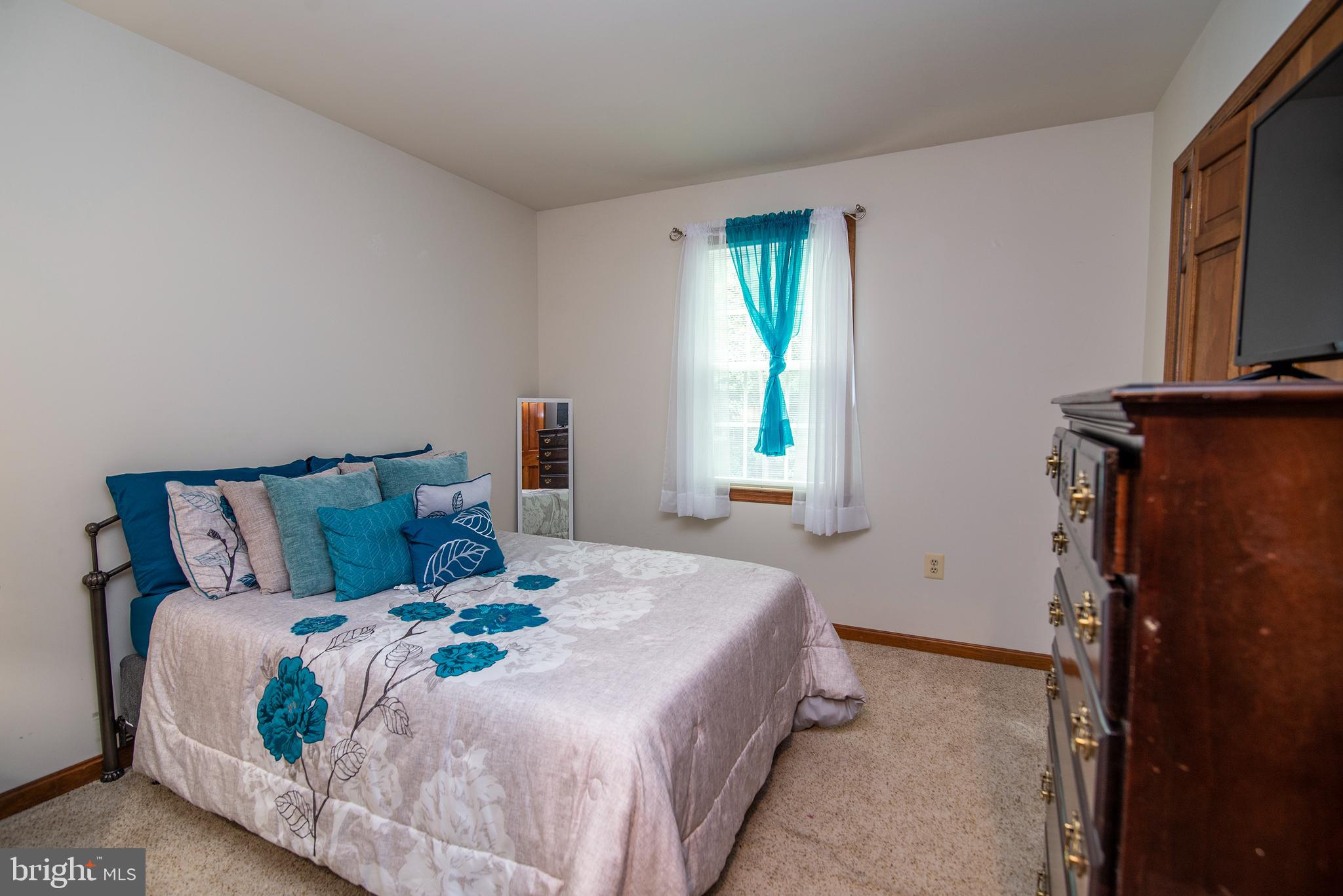 FOX POINT - Residential