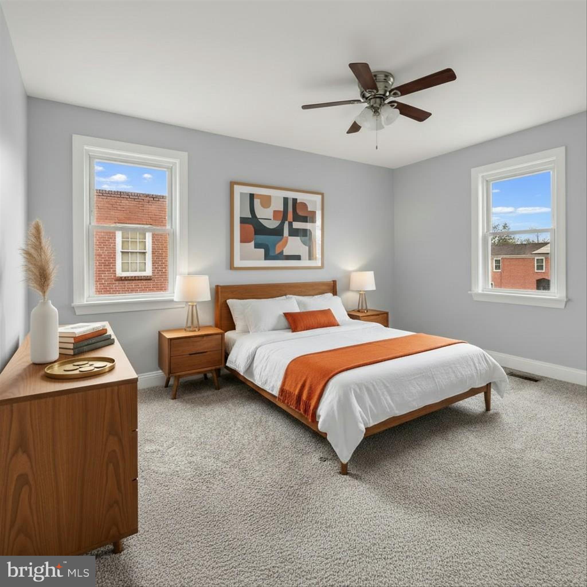 LEEANNE - Residential