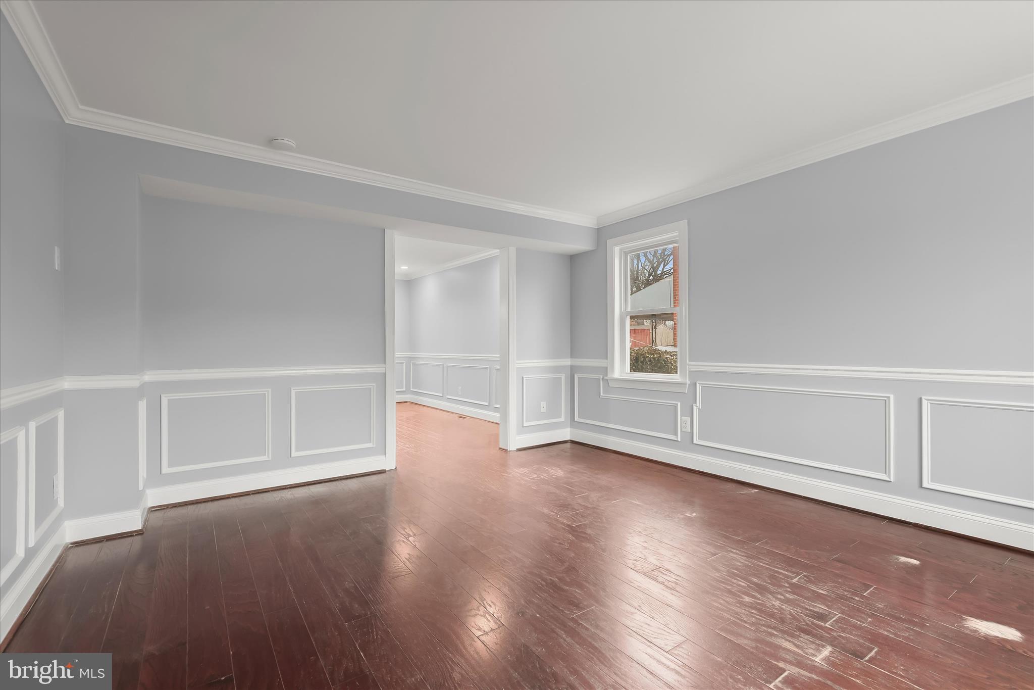 LEEANNE - Residential