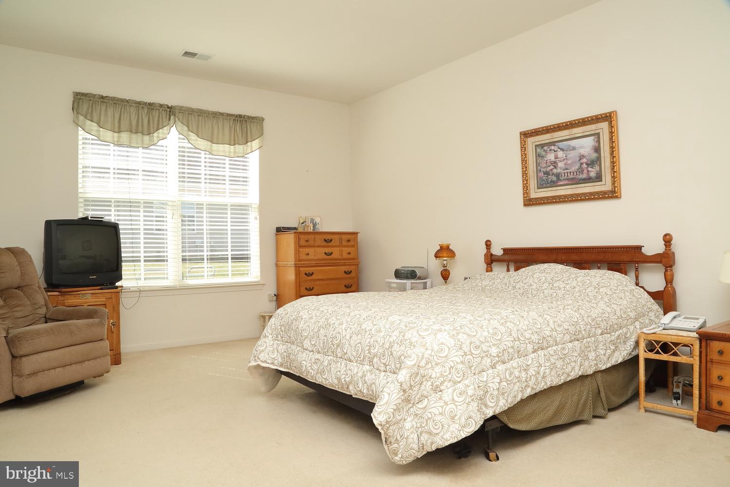 FOUR SEASONS AT ELM TREE - Residential