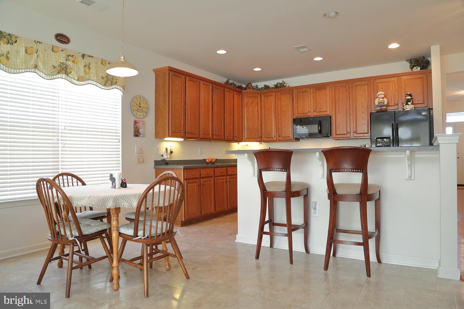 FOUR SEASONS AT ELM TREE - Residential