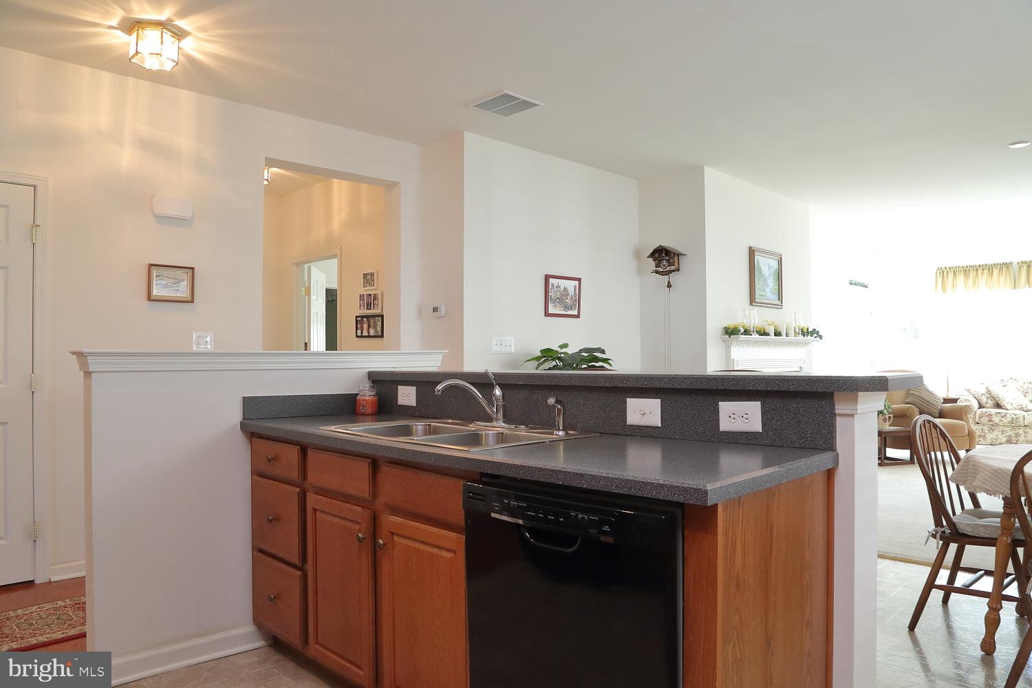 FOUR SEASONS AT ELM TREE - Residential